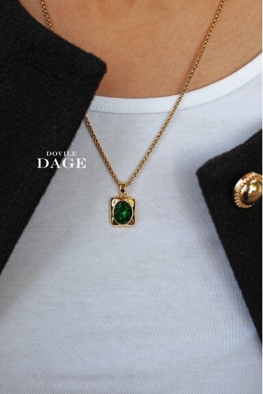 "TIMELESS EMERALD"