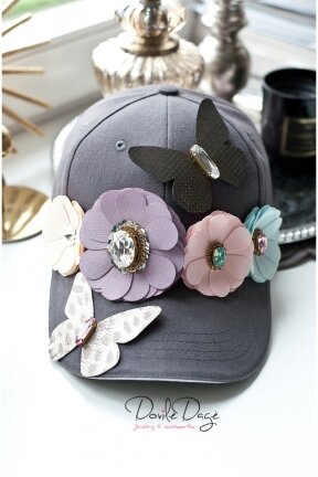 "FLOWER CAP"