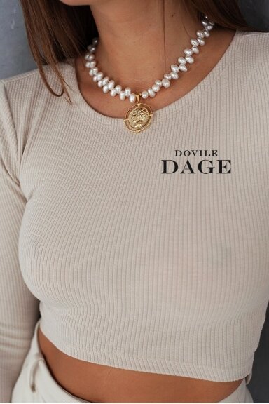 "PIGALLE IN PEARLS"